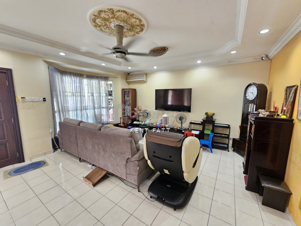 Taman Megah Kepong 2.5 Storey Terrace House, Kuala Lumpur, Kepong