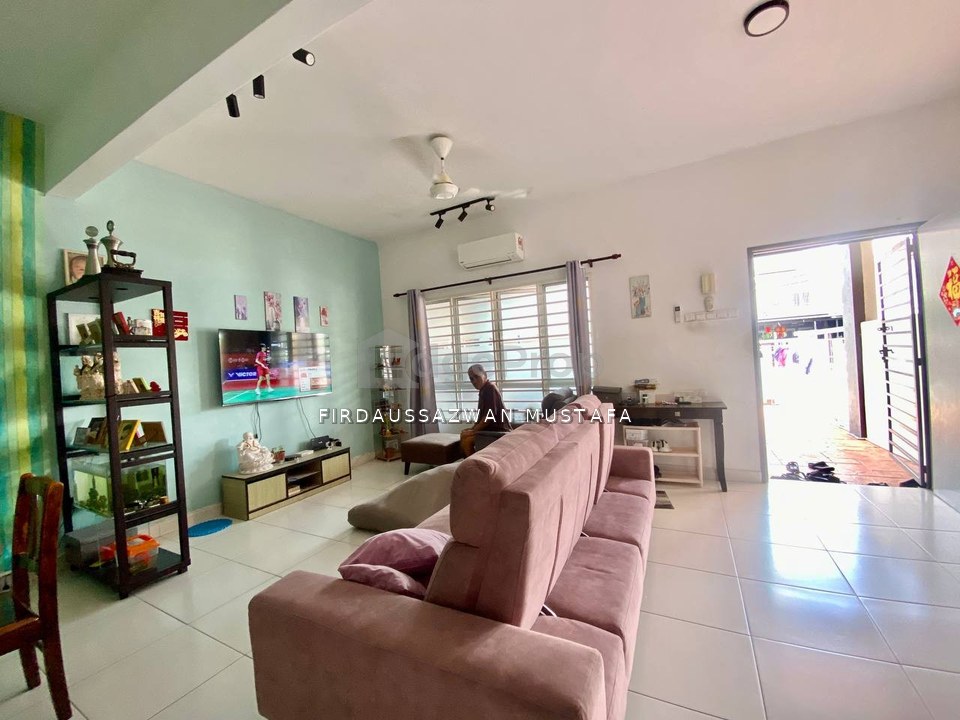 Double Storey Terrace (Rafflesia) @ Taman Pelangi Semenyih 2, Selangor, Semenyih