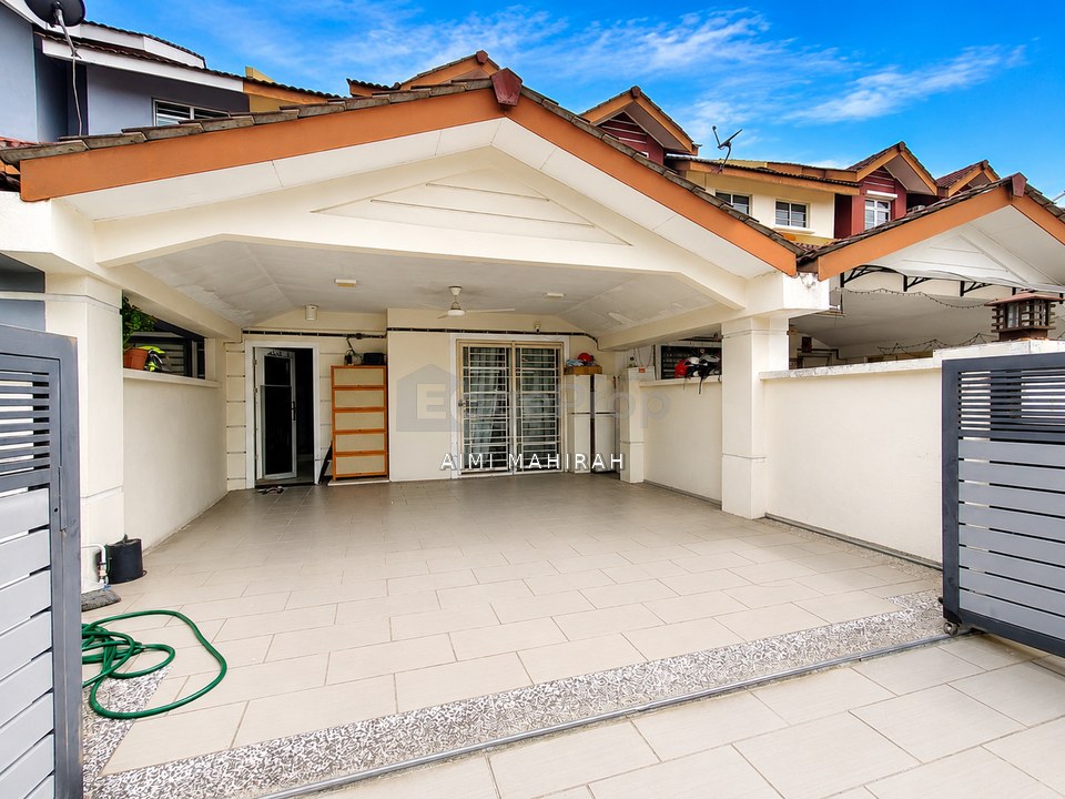 Jalan Puncak Saujana Kajang Rumah Teres 2.5 Tingkat Untuk Dijual, Selangor, Kajang