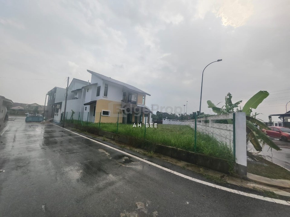 Bandar Tiram Double Storey Corner for Sale, Johor, Ulu Tiram