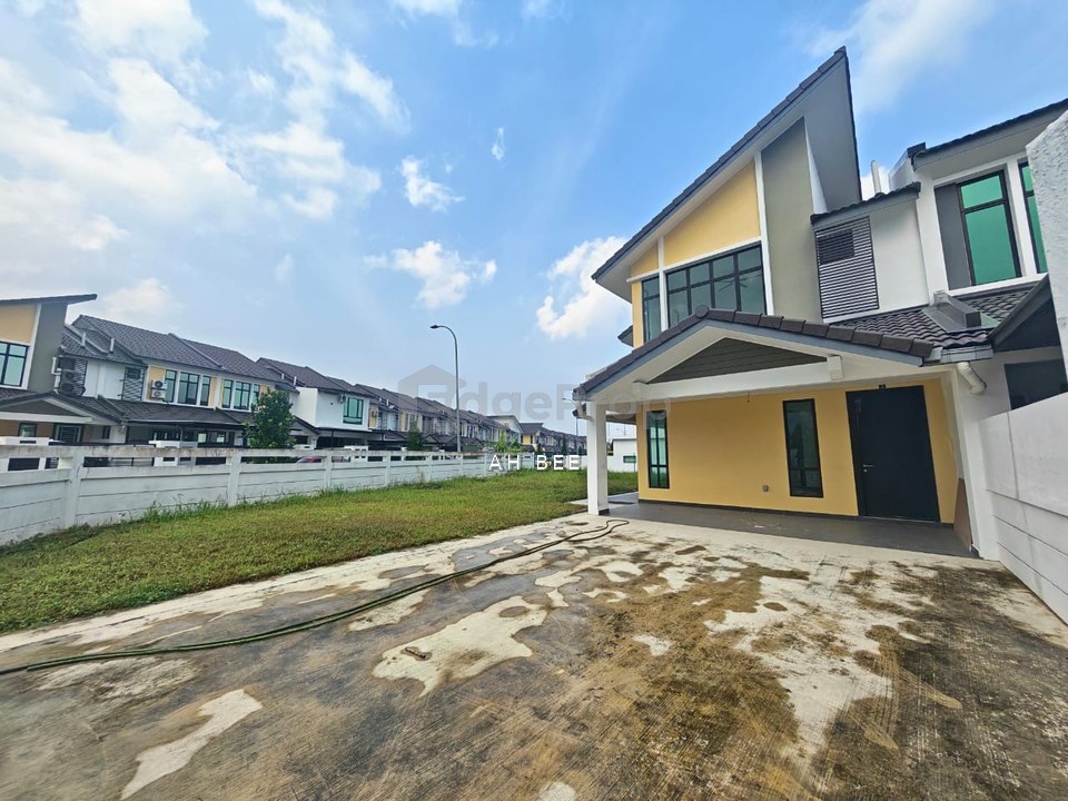 Bandar Tiram Double Storey Corner for Sale, Johor, Ulu Tiram