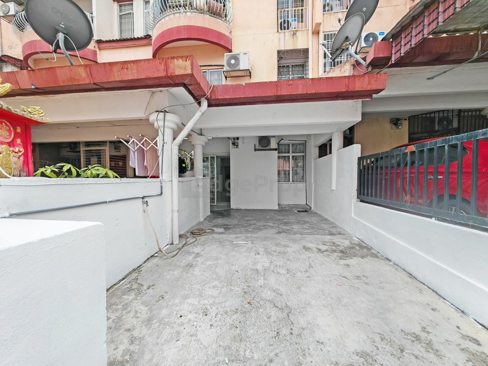 Taman Lagenda Mas Townhouse For Rent, Selangor, Cheras