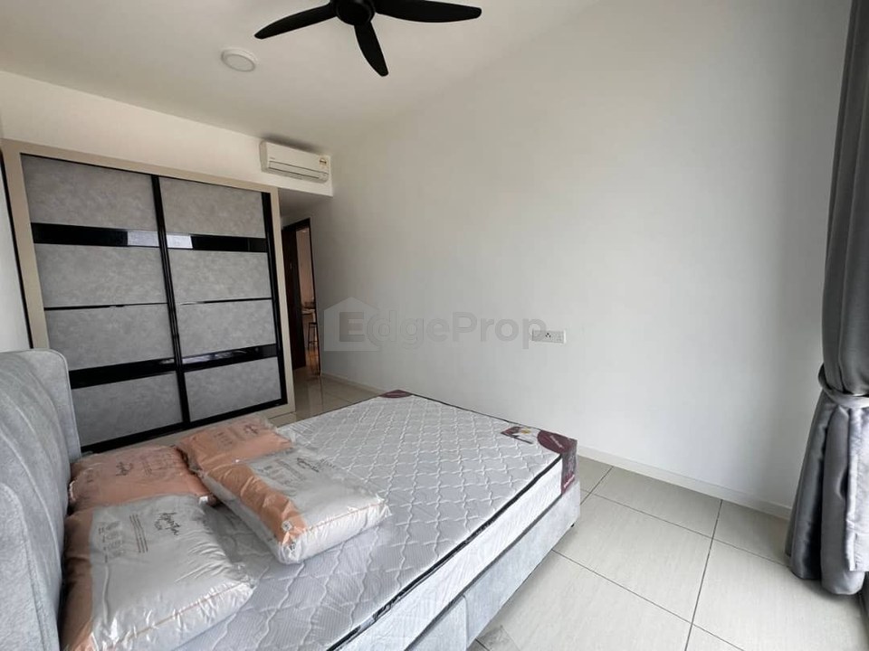 Queens Residence Q2, Fully Furnished, 2 Car Parks , Penang, Bayan Lepas
