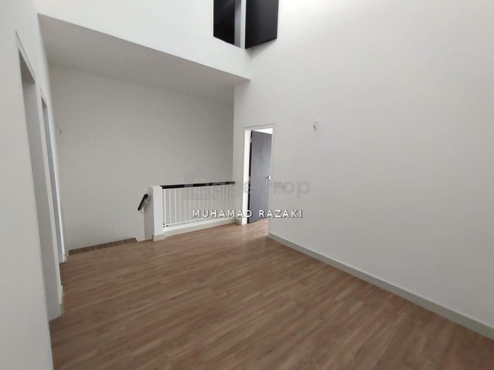 Elmina Green Three @ City of Elmina
