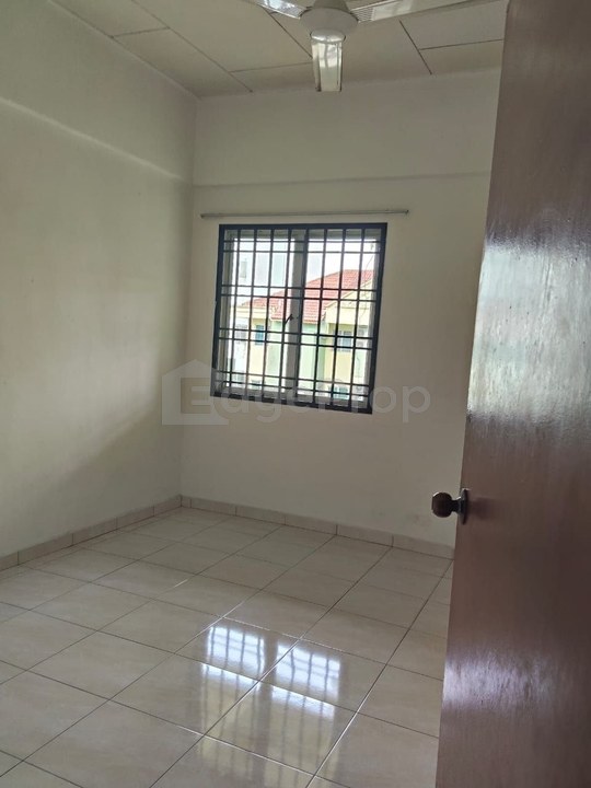 SRI WANGI APARTMENT TAMPOI INDAH / SKUDAI, Johor, Tampoi