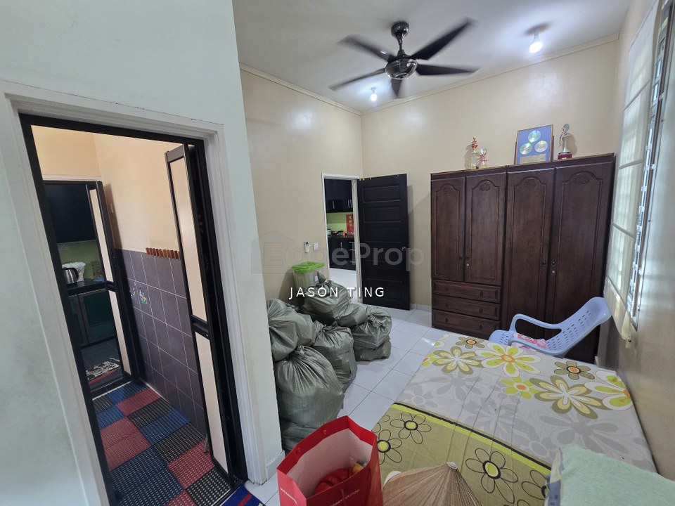 Setia Indah 9@Renovated Double Storey Terrace House End Lot For Sale, Johor, Johor Bahru