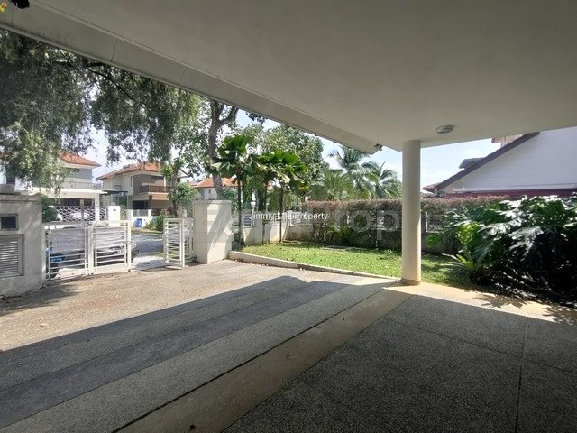 Kota kemuning Hills :Double Storey Bungalow For Sale -Walking distance to Golf Club -Gated & Guarded, Selangor, Kota Kemuning