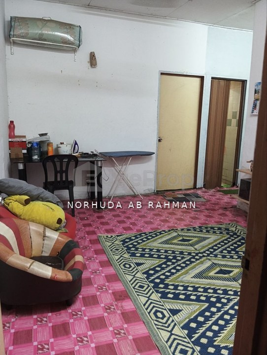 Flat Seri Anggerik Seksyen 7 Bandar Baru Bangi Selangor, Selangor, Bangi