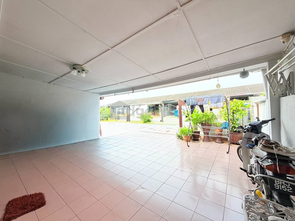 Single Storey Terrace Seksyen 24, Shah Alam.