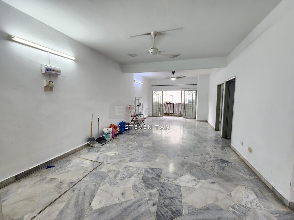 Sri Tanjung Apartment