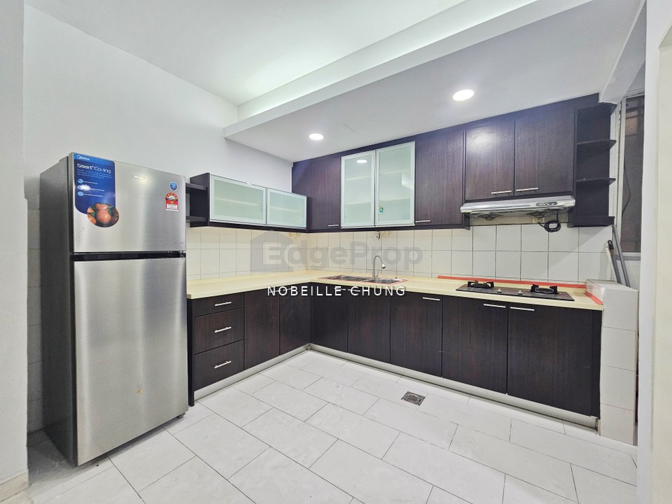 [KITCHEN CABINET + FULL RENO + GATED GUARDED] Apartment Starville Apartment USJ 19, Selangor, USJ