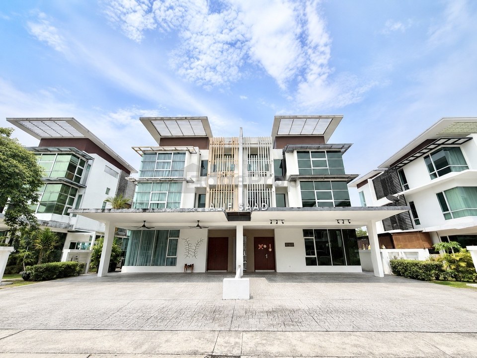 Jacaranda Garden Residence