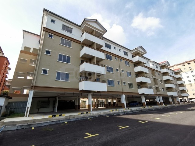 Golden Villa Apartment, , 