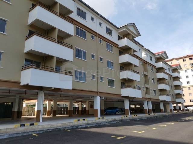 Golden Villa Apartment, , 