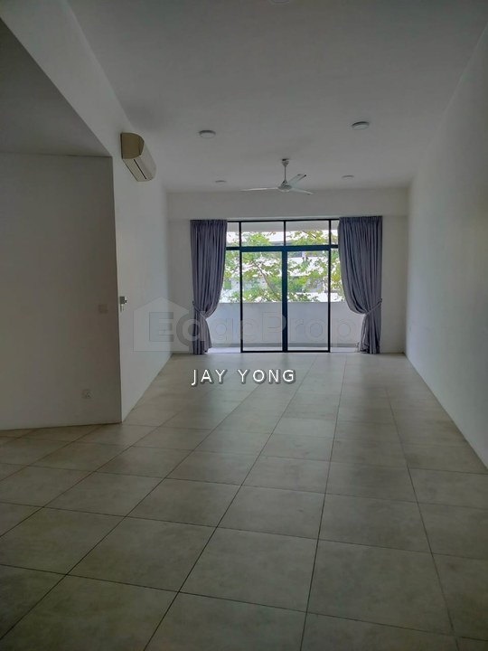 O2 Residences (Residensi Lot 8)