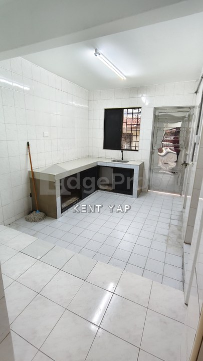 Low Cost House / Desa Cemerlang / For Rent, Johor, Ulu Tiram