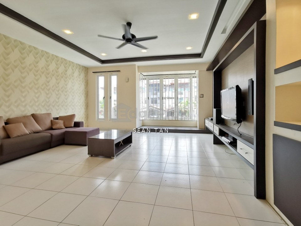 Sutera Utama, 2.5 Storey Terrace House For Rent, Johor, Skudai