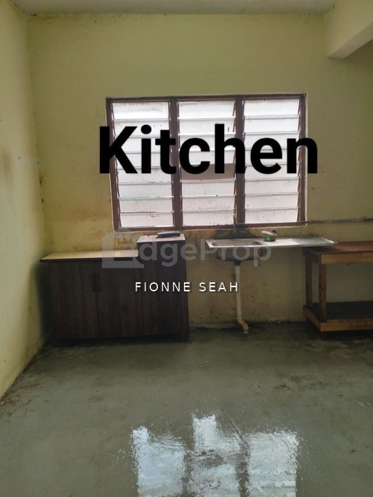 *Taman Seruling Emas second floor flat for Rent, Penang, Sungai Jawi