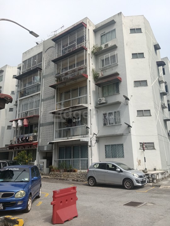 Lily Rose Apartment