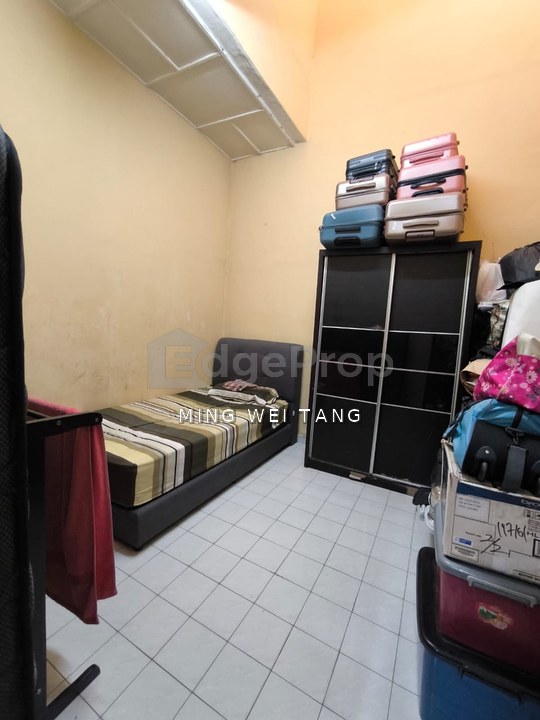 Tmn Anggerik Jln Anggerik 4/x Nearby Bukit Kempas Impian Emas 1 Storey Terrace Ori Unit For Sale, Johor, Johor Bahru