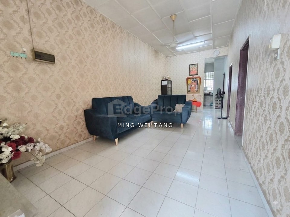 Tmn Anggerik Jln Anggerik 4/x Nearby Bukit Kempas Impian Emas 1 Storey Terrace Ori Unit For Sale, Johor, Johor Bahru