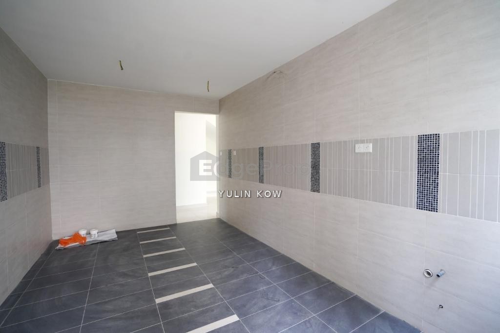 3 Storey Gate & Guarded Bungalow at Milano, Bukit Kemuning, Selangor, Kota Kemuning
