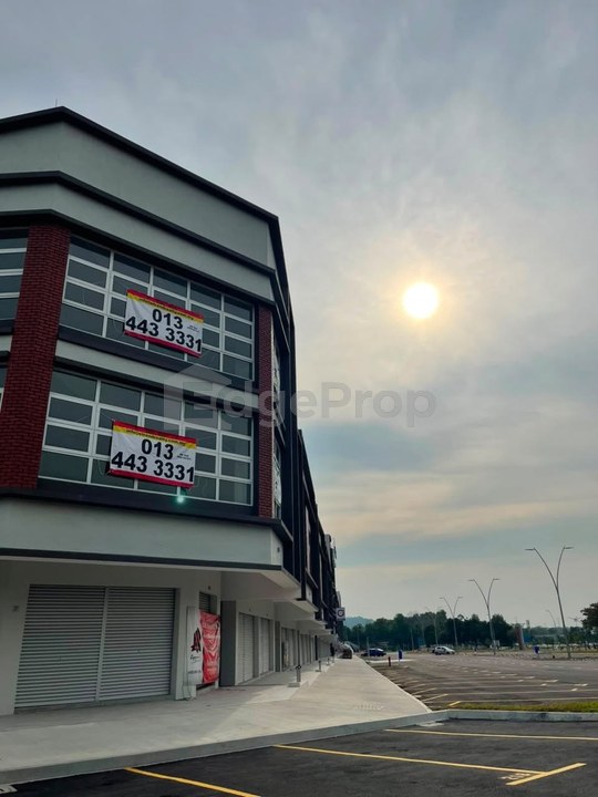 Temu Business Centre, City of Elmina