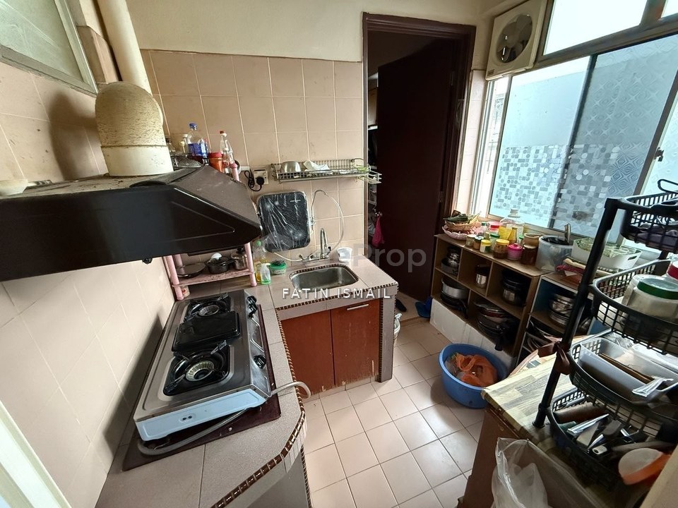 Sri Lojing Wangsa Maju KL For Sale Below Market Value 4 Rooms 2 Parking Largest Layout 1432 sqft, Kuala Lumpur, Wangsa Maju