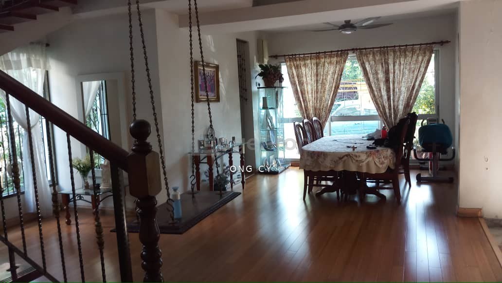 Kuala Ampang Commercial Bungalow