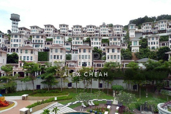 Moonlight Bay CondoVilla