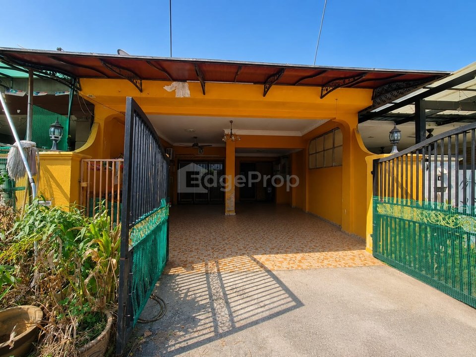 Double Storey Terrace Adenium Bukit Beruntung Rawang