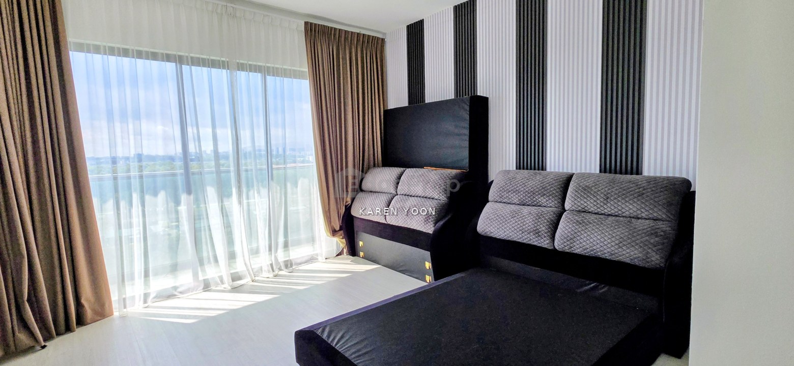 Isola Fully furnished serviced residence for sale, Selangor, Subang Jaya