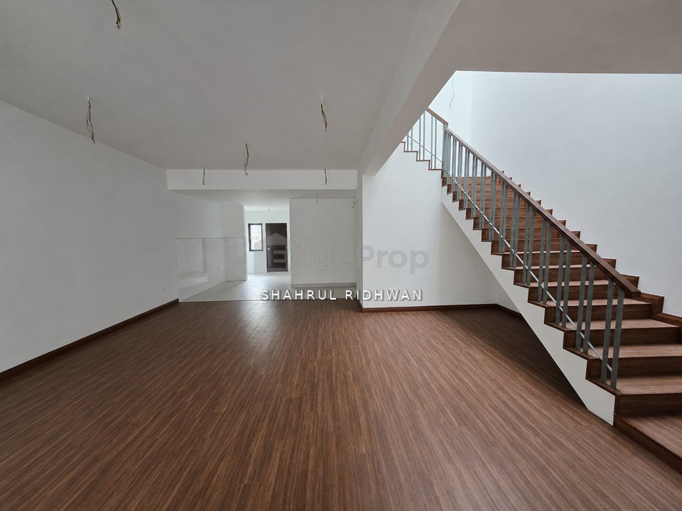 Freehold New 2-Storey Terrace House, Taman Suria Residen, Cheras., Selangor, Cheras