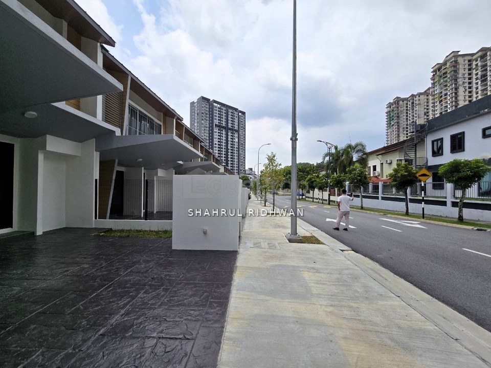 Freehold New 2-Storey Terrace House, Taman Suria Residen, Cheras., Selangor, Cheras
