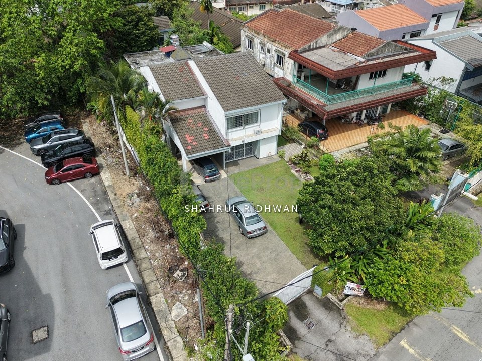 Jalan Awan 