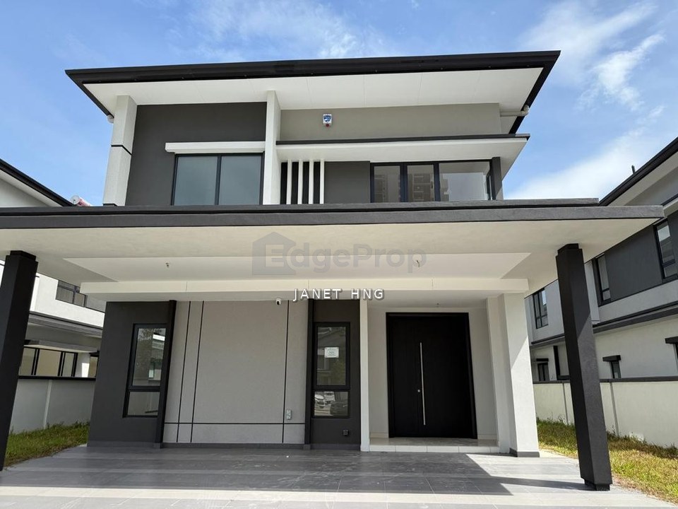 Cheapest 2 Storey Park Villa For Sale, Selangor, Telok Panglima Garang