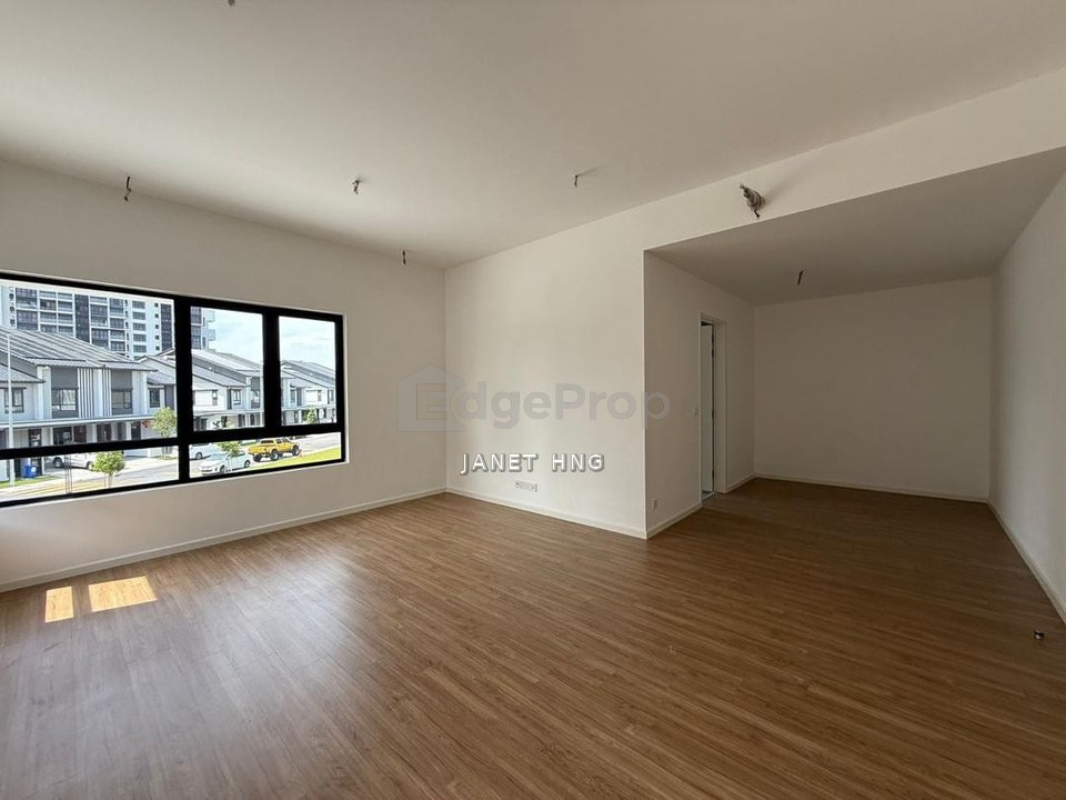 Cheapest 2 Storey Park Villa For Sale, Selangor, Telok Panglima Garang