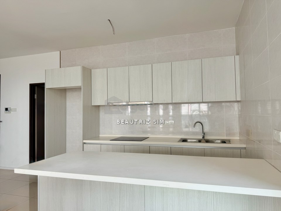 Triplex, Rivervale Condominium, Sarawak, Kuching