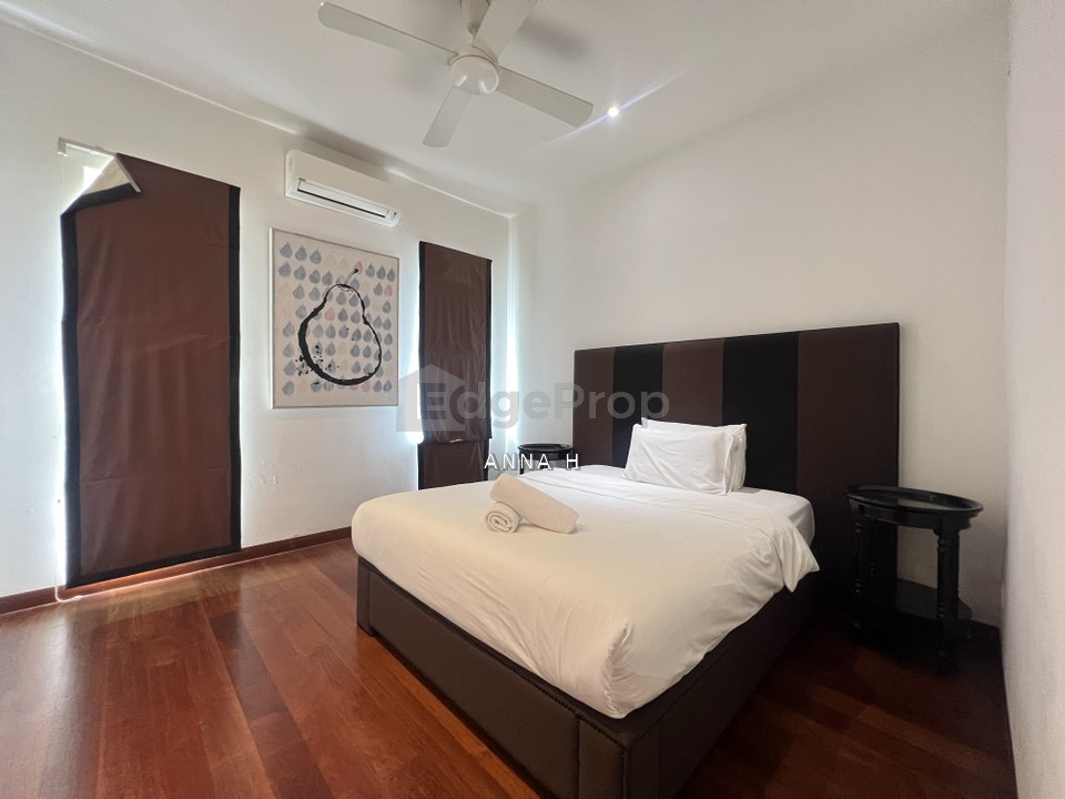 Cheap 3 Sty CORNER bungalow @ Taman Desa Aman, Cheras KL, Kuala Lumpur, Cheras