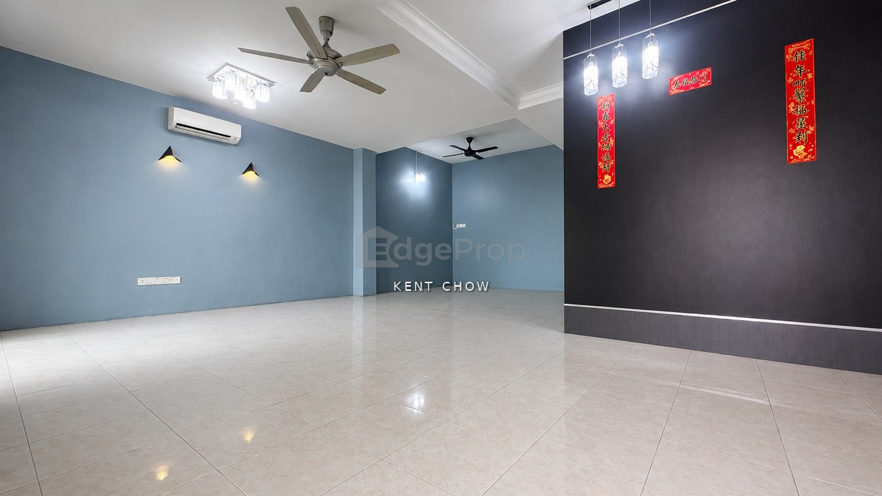 Botani Taman Song Choon Bandar Cyber Ipoh Double Storey Intermediate House Strategic Location, Perak, Ipoh