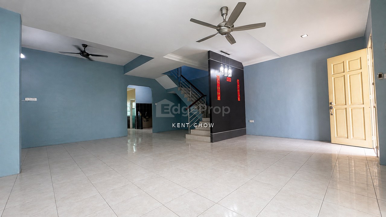 Botani Taman Song Choon Bandar Cyber Ipoh Double Storey Intermediate House Strategic Location, Perak, Ipoh