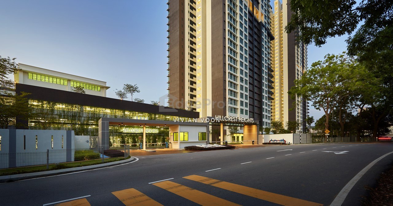 PUCHONG BEST FREEHOLD CONDO 1011 sqft 3 Beds Sustainability Gated Furnished, Selangor, Puchong