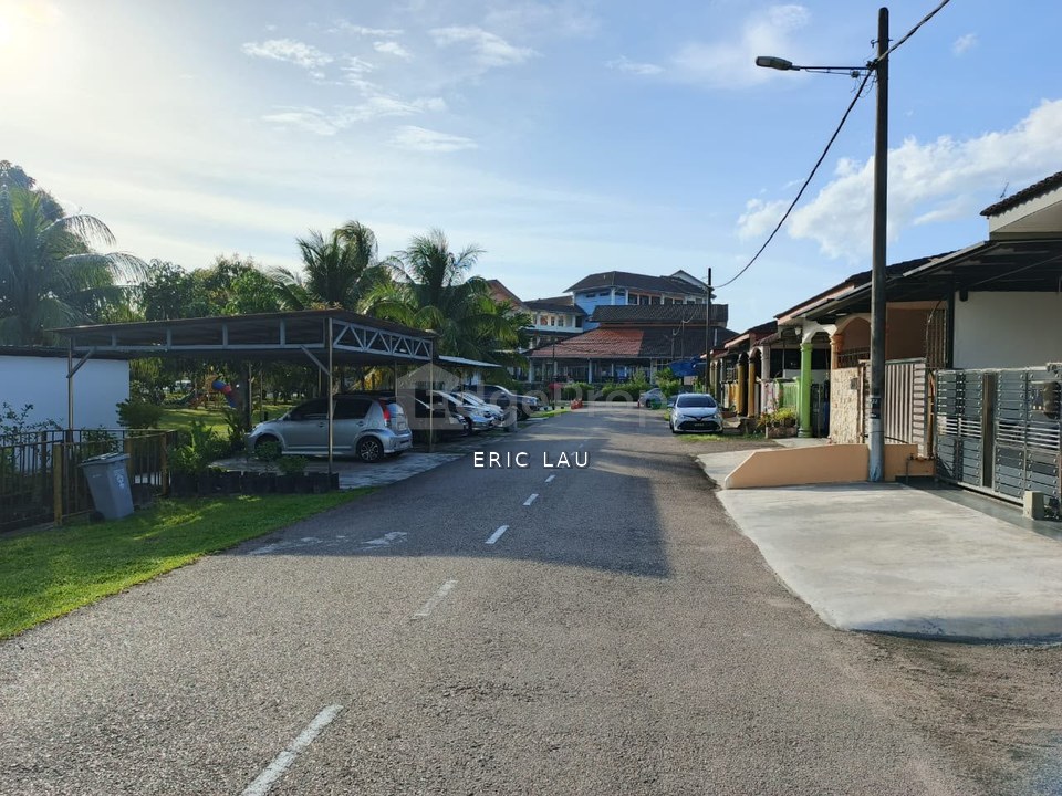 Taman Machap Jaya Single Storey Terrace House , Johor, Simpang Renggam