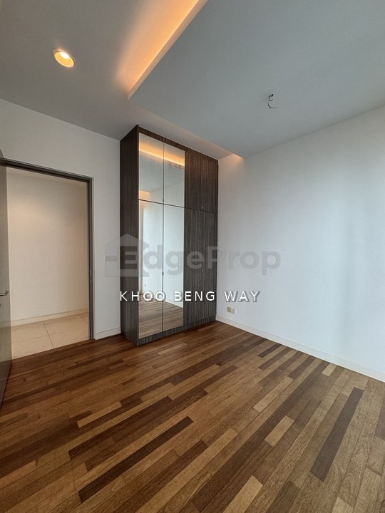Partly Furnished Mid-High Floor Well Maintained Unit, Selangor, Damansara Utama