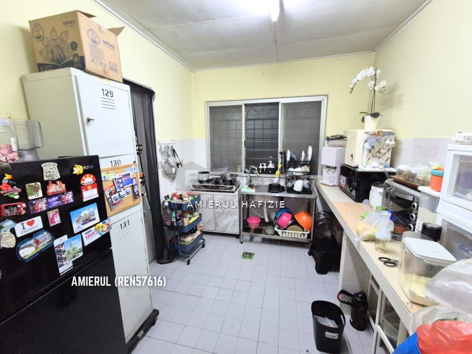 1.5 Storeu USJ 6 Subang Jaya - Good Condition 😍, Selangor, Subang Jaya