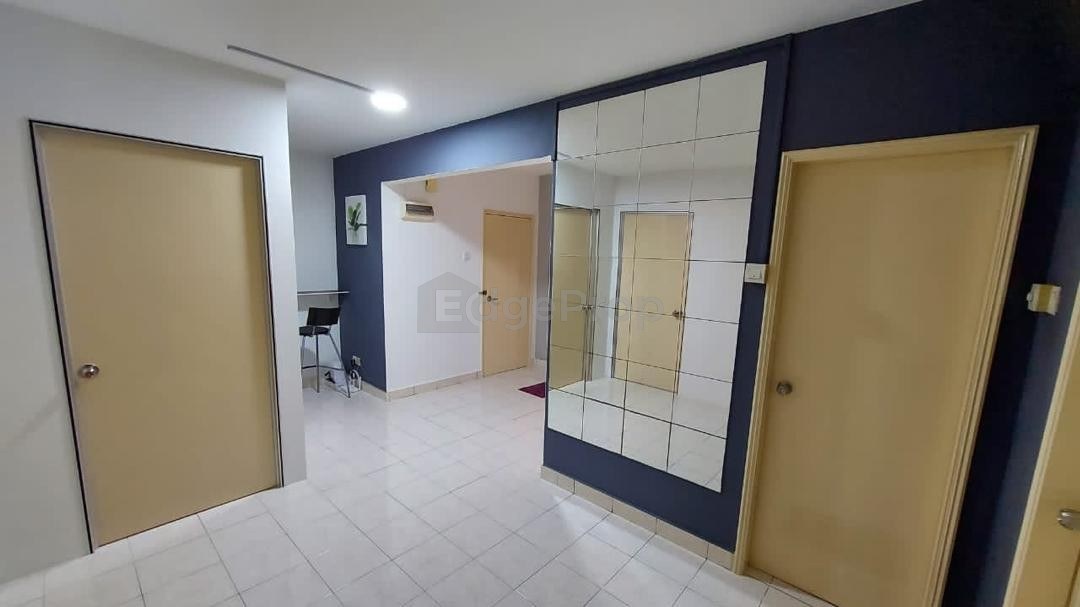 Palm Spring Condo For Sale Together With Room Rental Business, Selangor, Kota Damansara