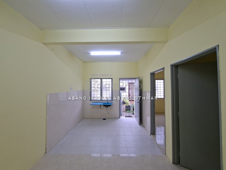 Single Storey Terrace House | Taman Langat Utama 3, Banting, Selangor, Banting