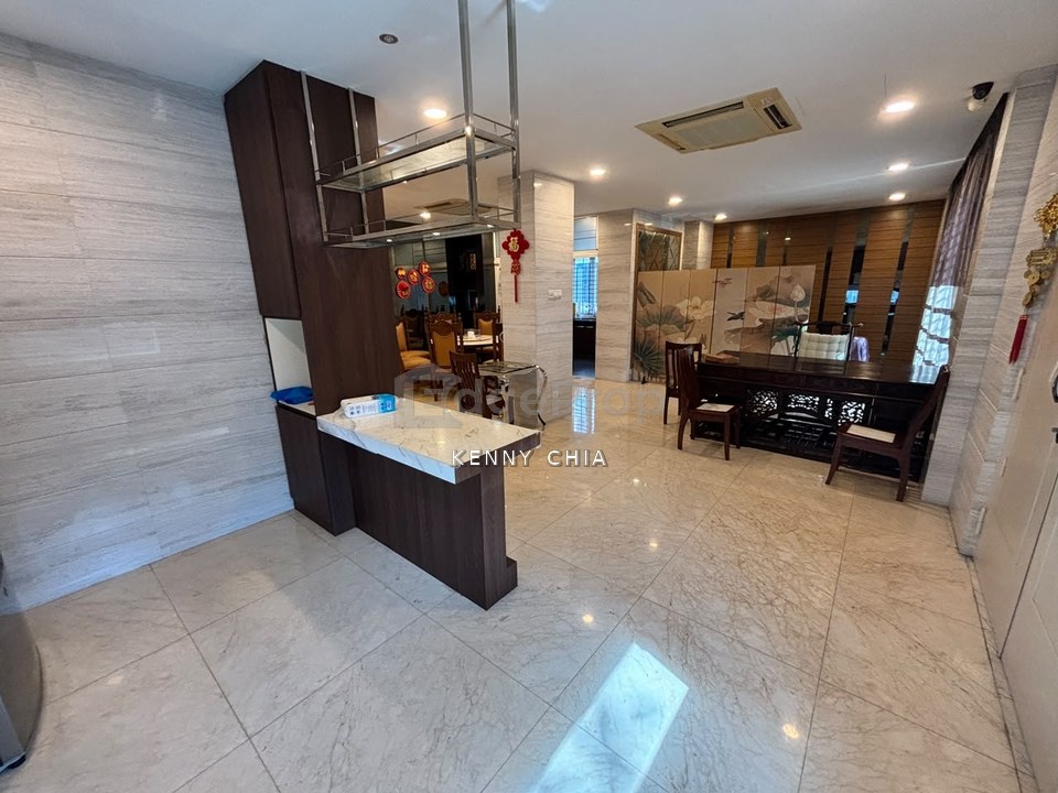 Corner (50 x 75) Double Storey Fully Extended & Renovated Puteri 6 Bandar Puteri Puchong, Selangor, Puchong