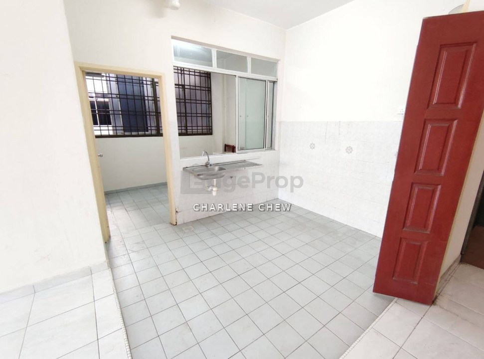 Booking 2000 Full Loan Sri Akasia Apartment , Johor, Tampoi