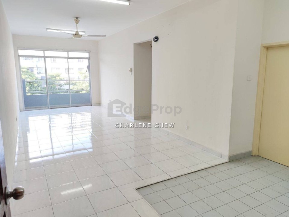 Booking 2000 Full Loan Sri Akasia Apartment , Johor, Tampoi